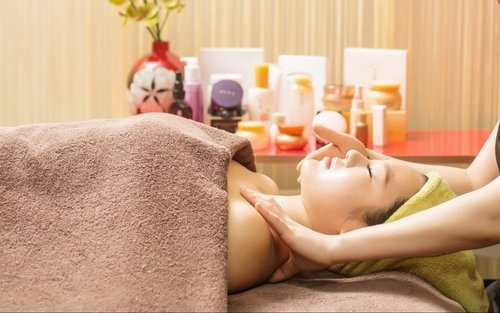 Korean Massage for Better Sleep: Nighttime Rituals in Seoul